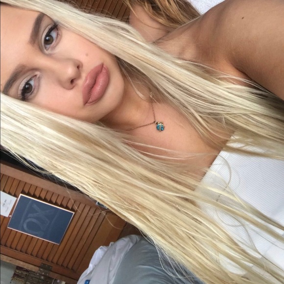 Meet your posher, Alexa - Picture 3 of 3